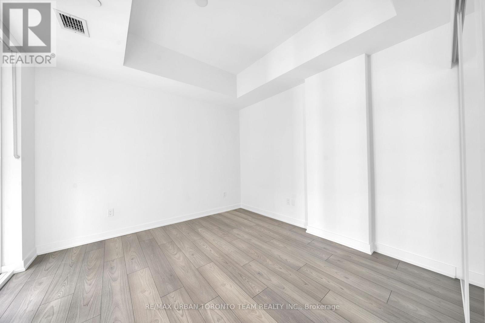 524 - 1007 The Queensway, Toronto, Ontario  M8Z 6C7 - Photo 12 - W12539188