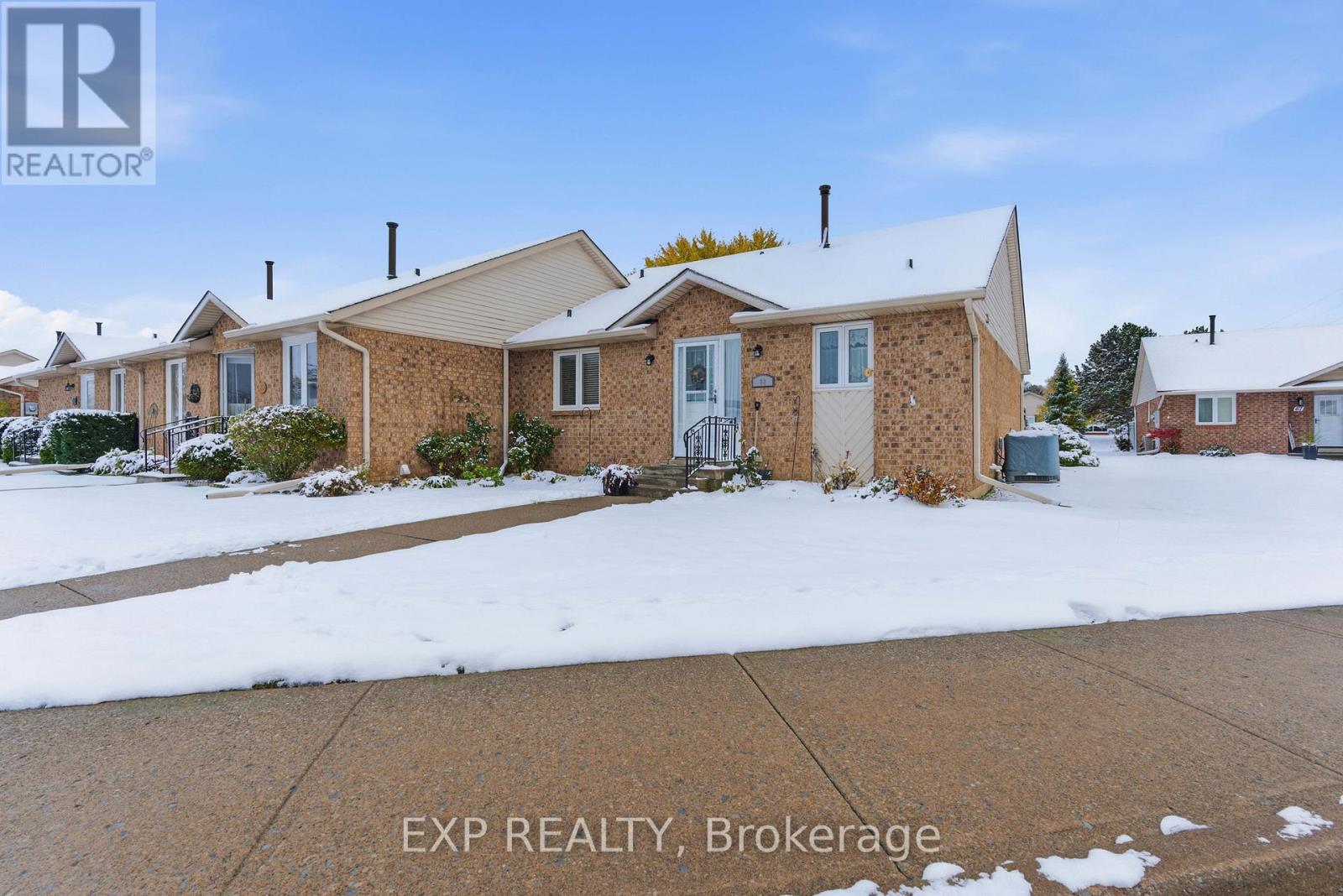 88 - 122 Bunting Road, St. Catharines, Ontario  L2P 3X7 - Photo 3 - X12539268