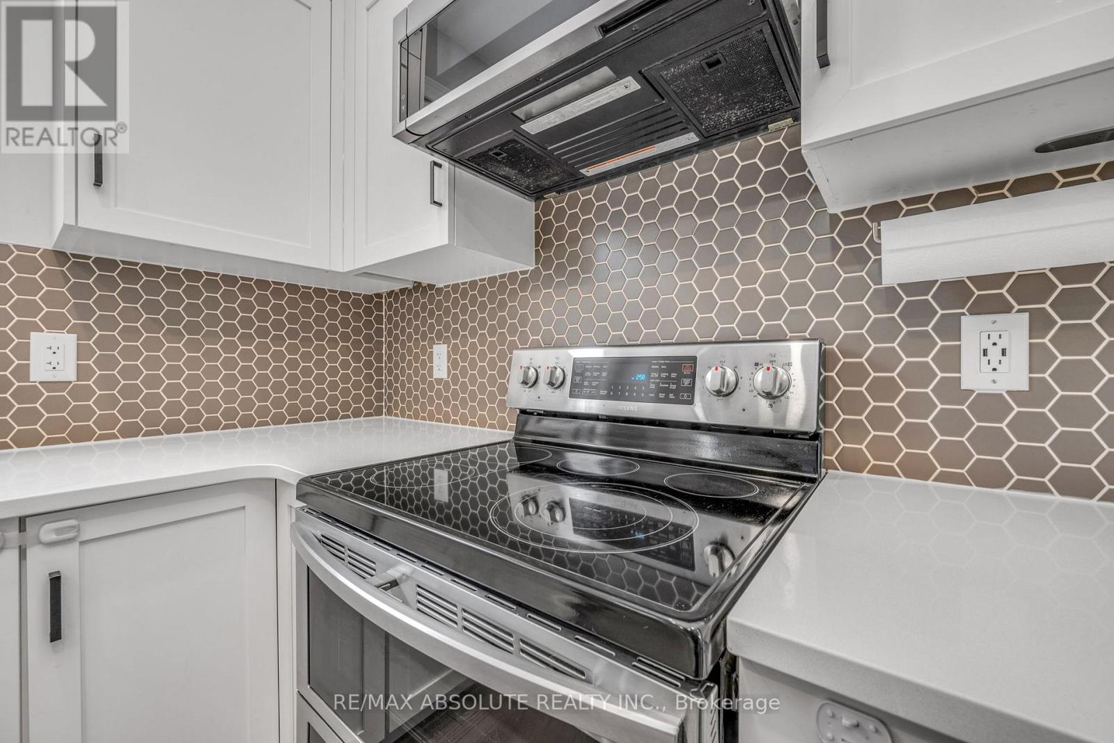 730 Perseus Avenue, Ottawa, Ontario  K2J 6V8 - Photo 16 - X12509126