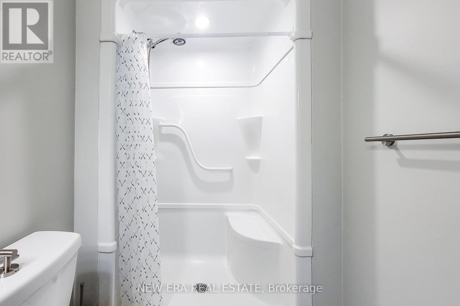 103 Vine Street, St. Catharines, Ontario L2R 3Y3 - Photo 23 - X12539150