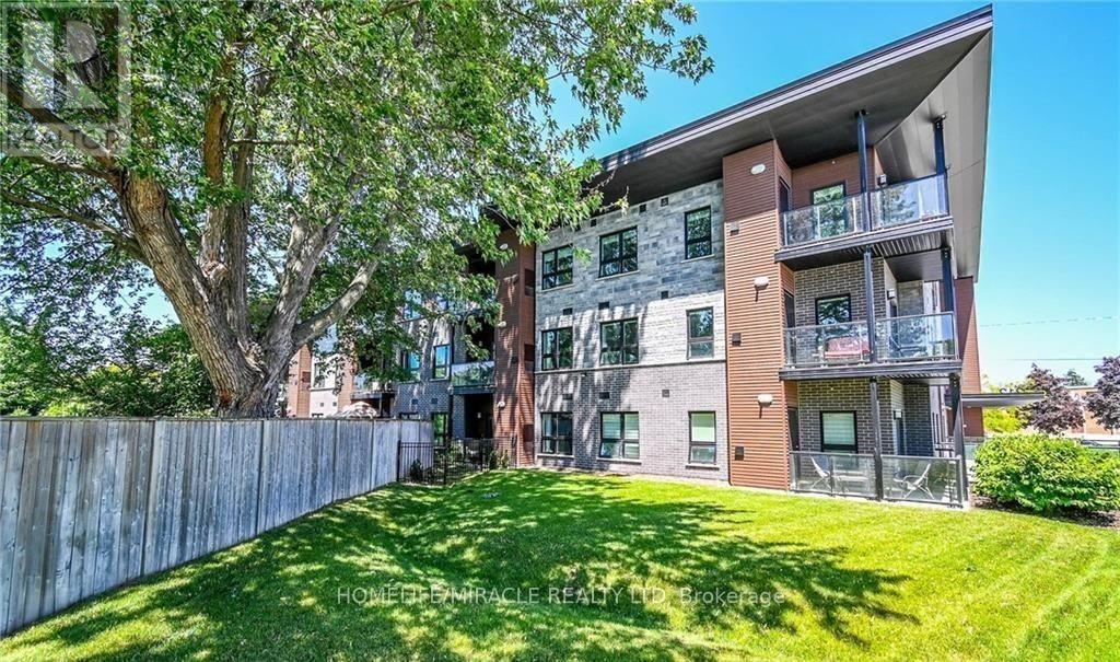 112 - 212 Lakeport Road, St. Catharines, Ontario L2N 0B4 - Photo 8 - X12539170