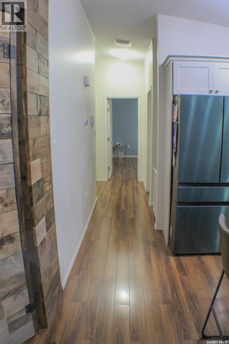 206 Elizabeth Street, Melfort, Saskatchewan  S0E 1A0 - Photo 8 - SK022084