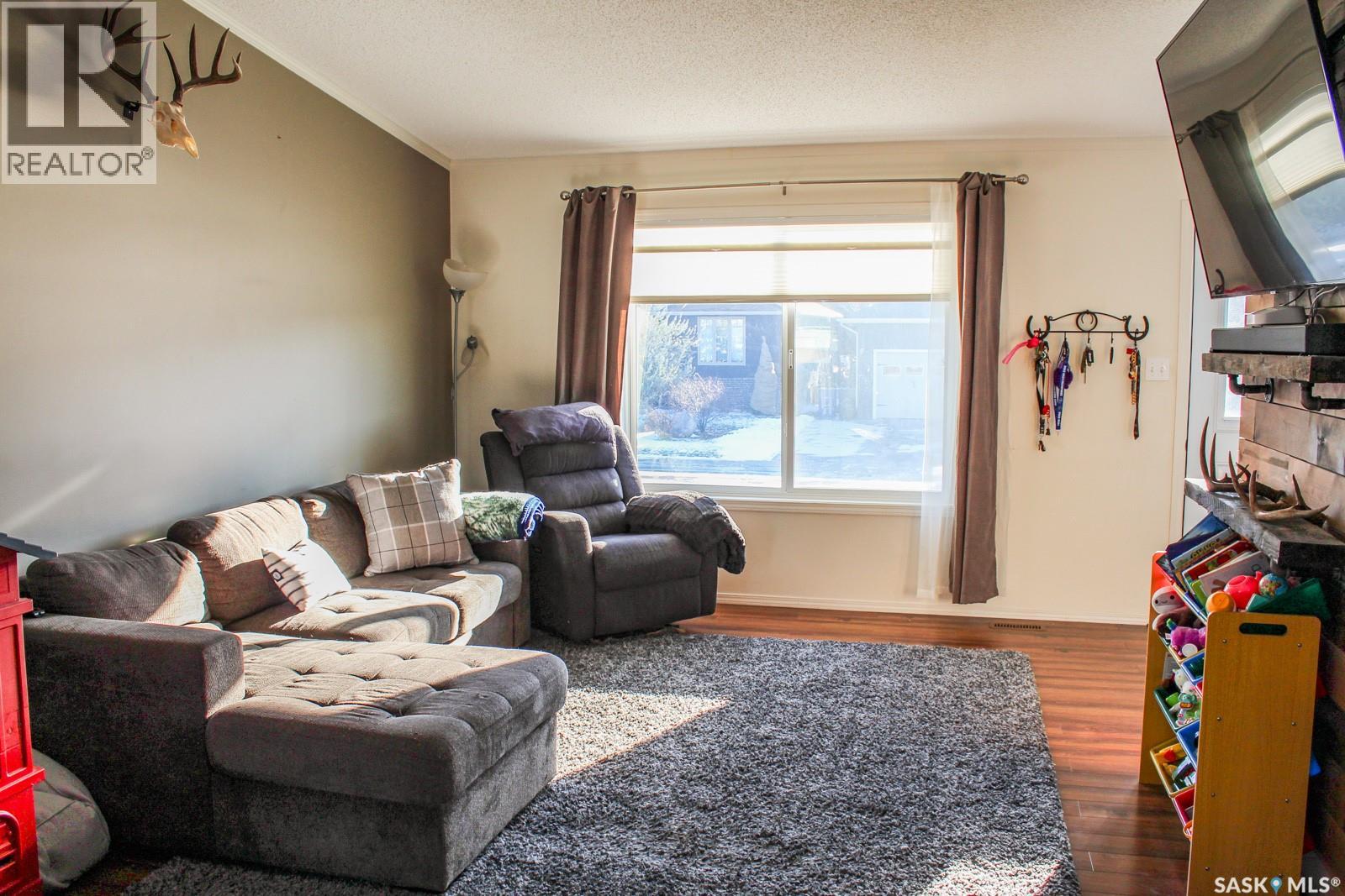 206 Elizabeth Street, Melfort, Saskatchewan  S0E 1A0 - Photo 6 - SK022084