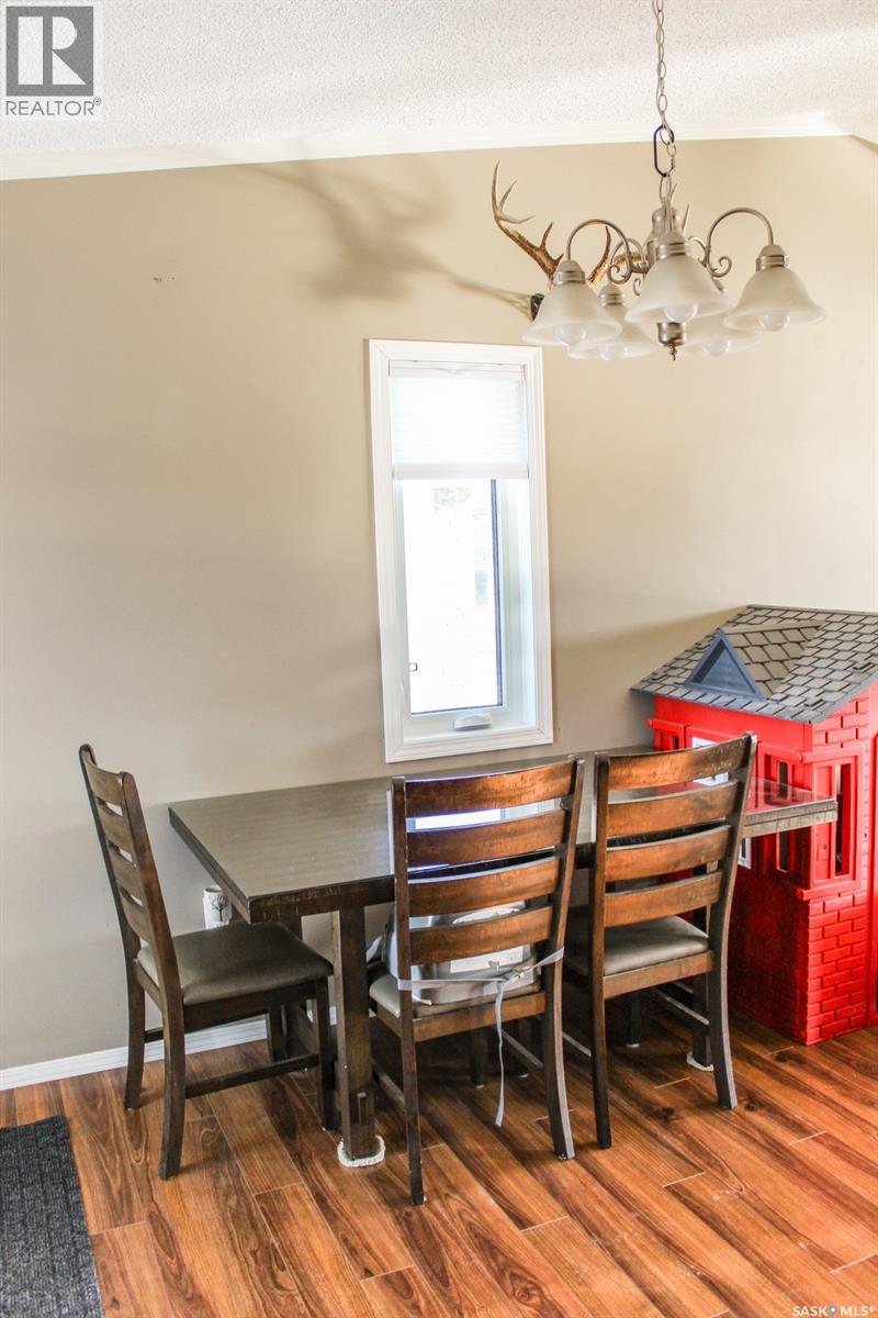 206 Elizabeth Street, Melfort, Saskatchewan  S0E 1A0 - Photo 11 - SK022084
