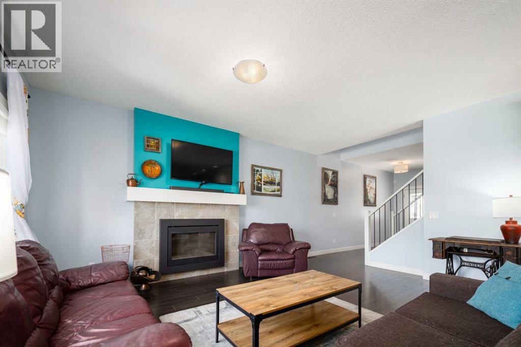 84 Sunset Manor, Cochrane, Alberta  T4C 0N3 - Photo 9 - A2247739