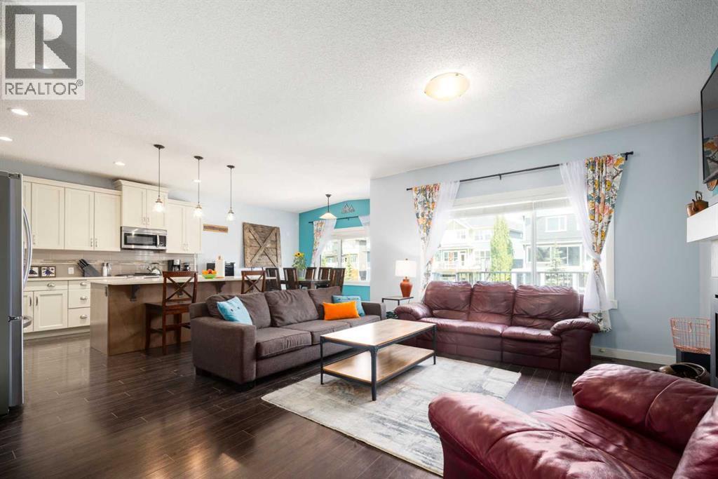 84 Sunset Manor, Cochrane, Alberta  T4C 0N3 - Photo 8 - A2247739