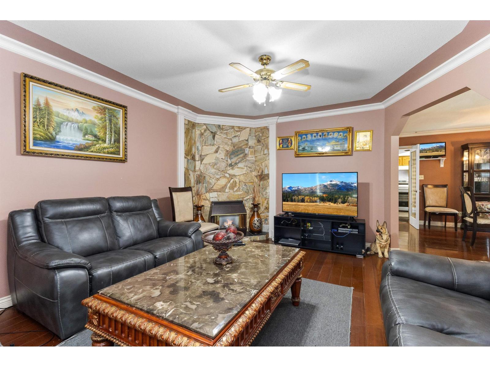 2930 Edgehill Avenue, Abbotsford, British Columbia  V2T 5J9 - Photo 3 - R3065819