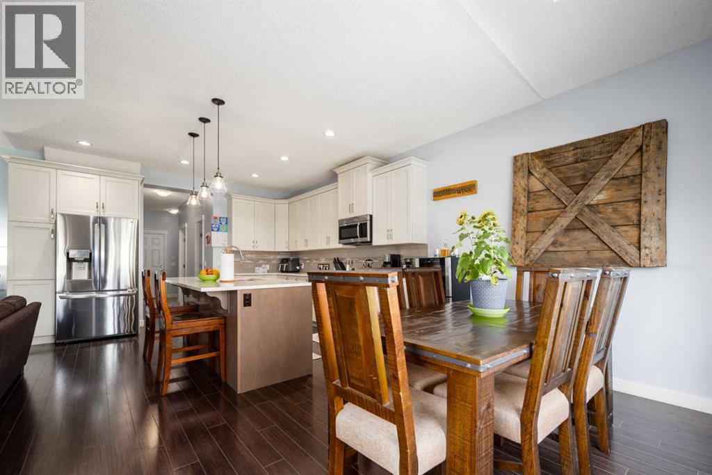 84 Sunset Manor, Cochrane, Alberta  T4C 0N3 - Photo 19 - A2247739