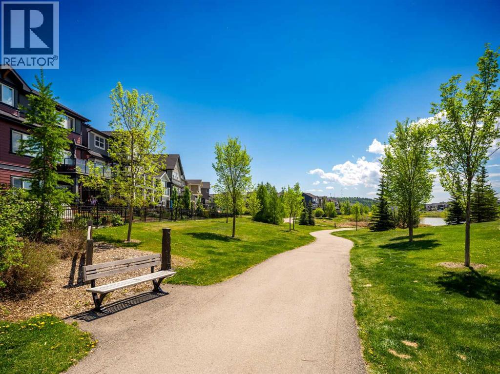 84 Sunset Manor, Cochrane, Alberta  T4C 0N3 - Photo 43 - A2247739