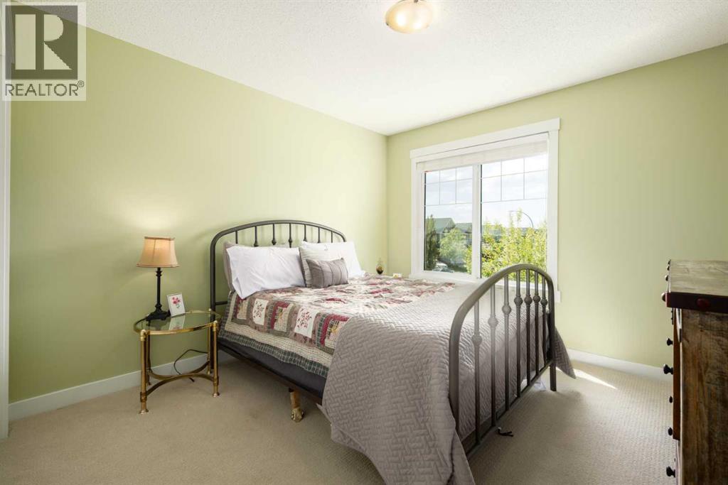 84 Sunset Manor, Cochrane, Alberta  T4C 0N3 - Photo 34 - A2247739