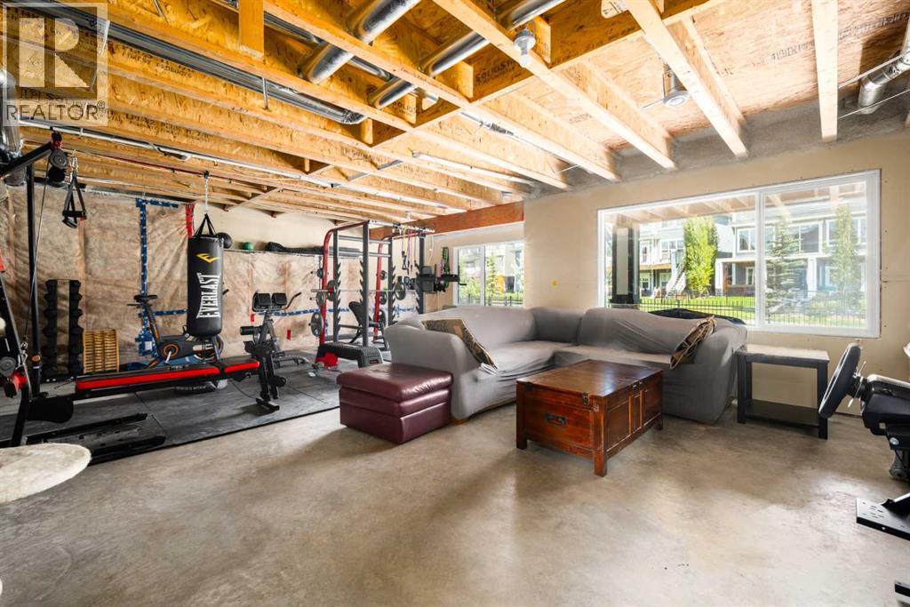 84 Sunset Manor, Cochrane, Alberta  T4C 0N3 - Photo 37 - A2247739