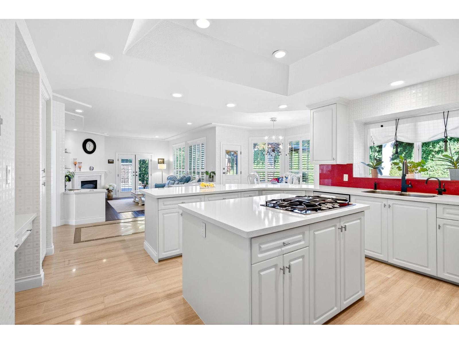 14055 29a Avenue, Surrey, British Columbia  V4P 2J8 - Photo 15 - R3066679