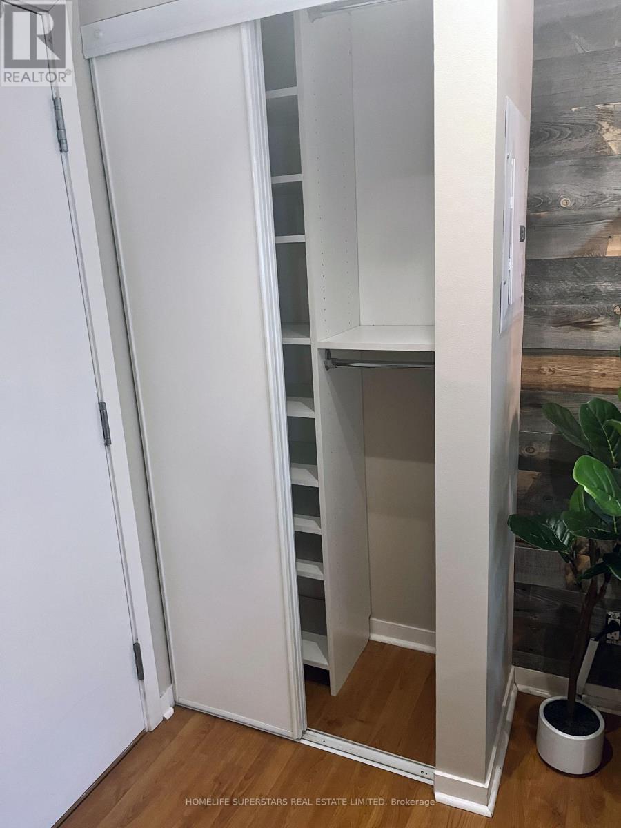 609 - 76 Shuter Street, Toronto, Ontario  M5B 1B4 - Photo 6 - C12539262