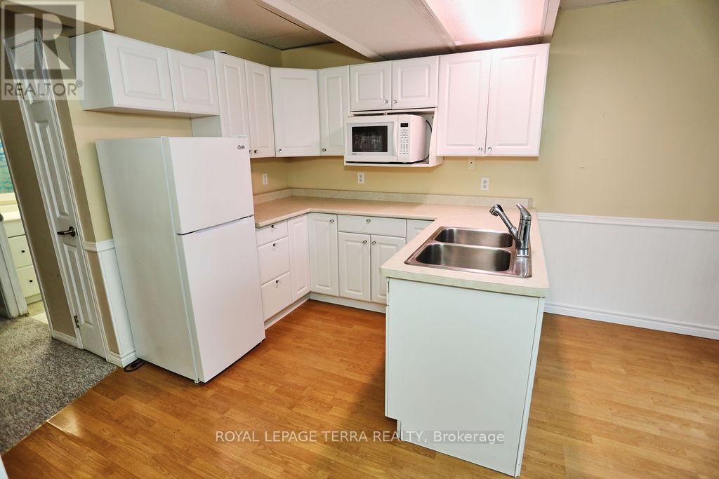 45 Peregrine Road, Barrie, Ontario  L4M 6R1 - Photo 40 - S12539084