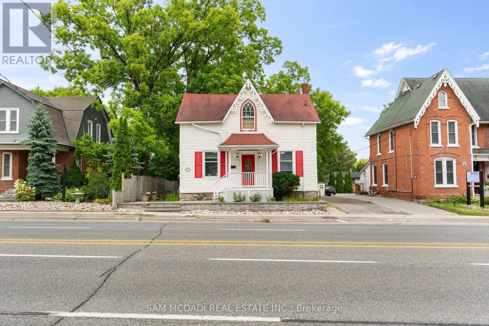 571 KINGSTON ROAD W, Ajax, Ontario