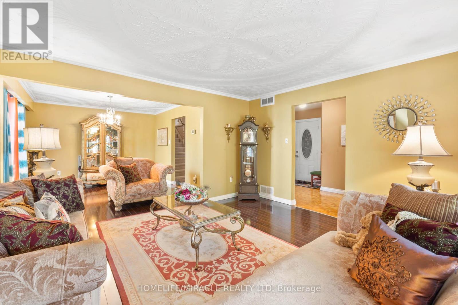 73 Garrard Road, Whitby, Ontario  L1N 3K4 - Photo 4 - E12539304