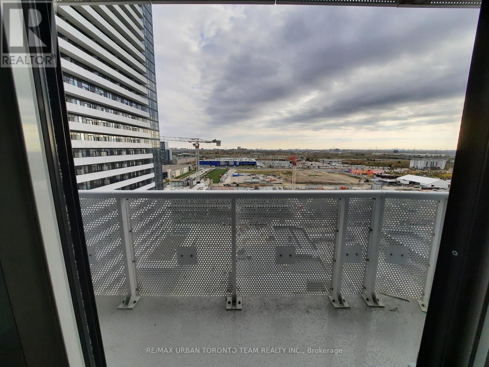 1212 - 8 Interchange Way, Vaughan, Ontario  L4K 5Z7 - Photo 15 - N12539244