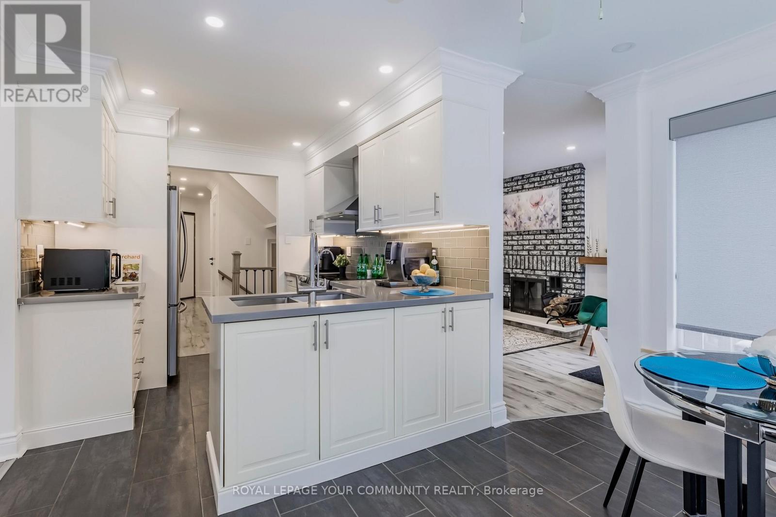 1 Mendys Forest, Aurora, Ontario  L4G 5A4 - Photo 13 - N12539292