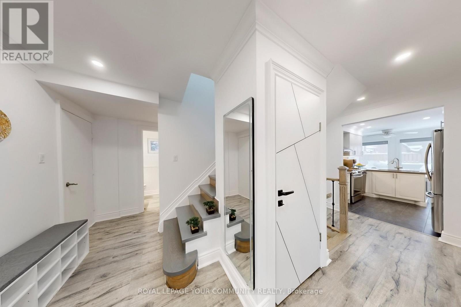 1 Mendys Forest, Aurora, Ontario  L4G 5A4 - Photo 22 - N12539292