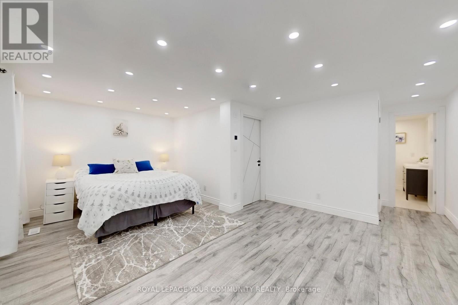 1 Mendys Forest, Aurora, Ontario  L4G 5A4 - Photo 25 - N12539292