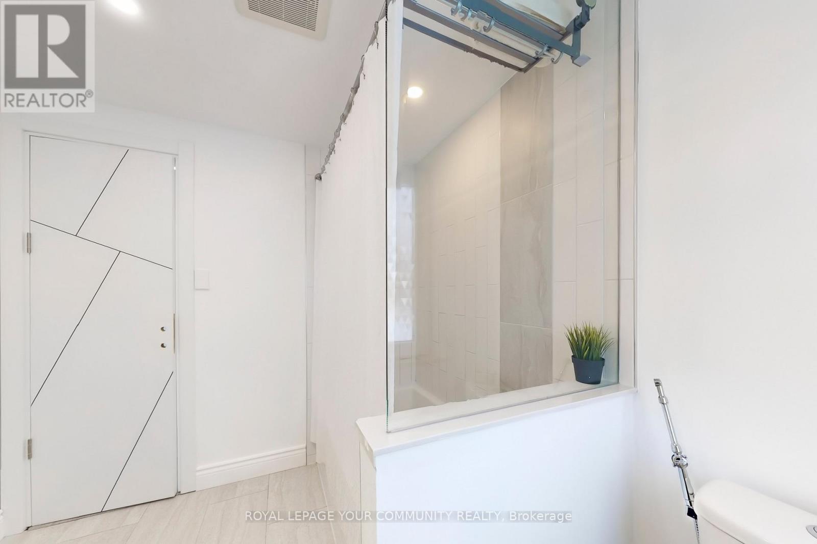 1 Mendys Forest, Aurora, Ontario  L4G 5A4 - Photo 27 - N12539292