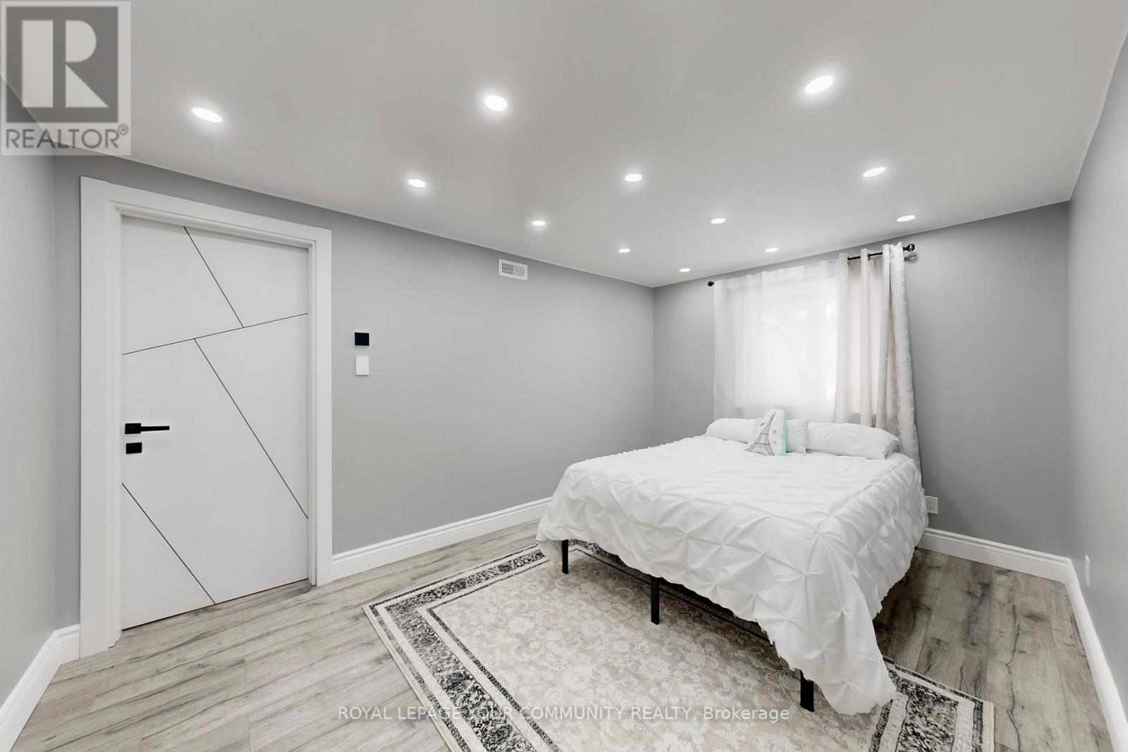 1 Mendys Forest, Aurora, Ontario  L4G 5A4 - Photo 30 - N12539292