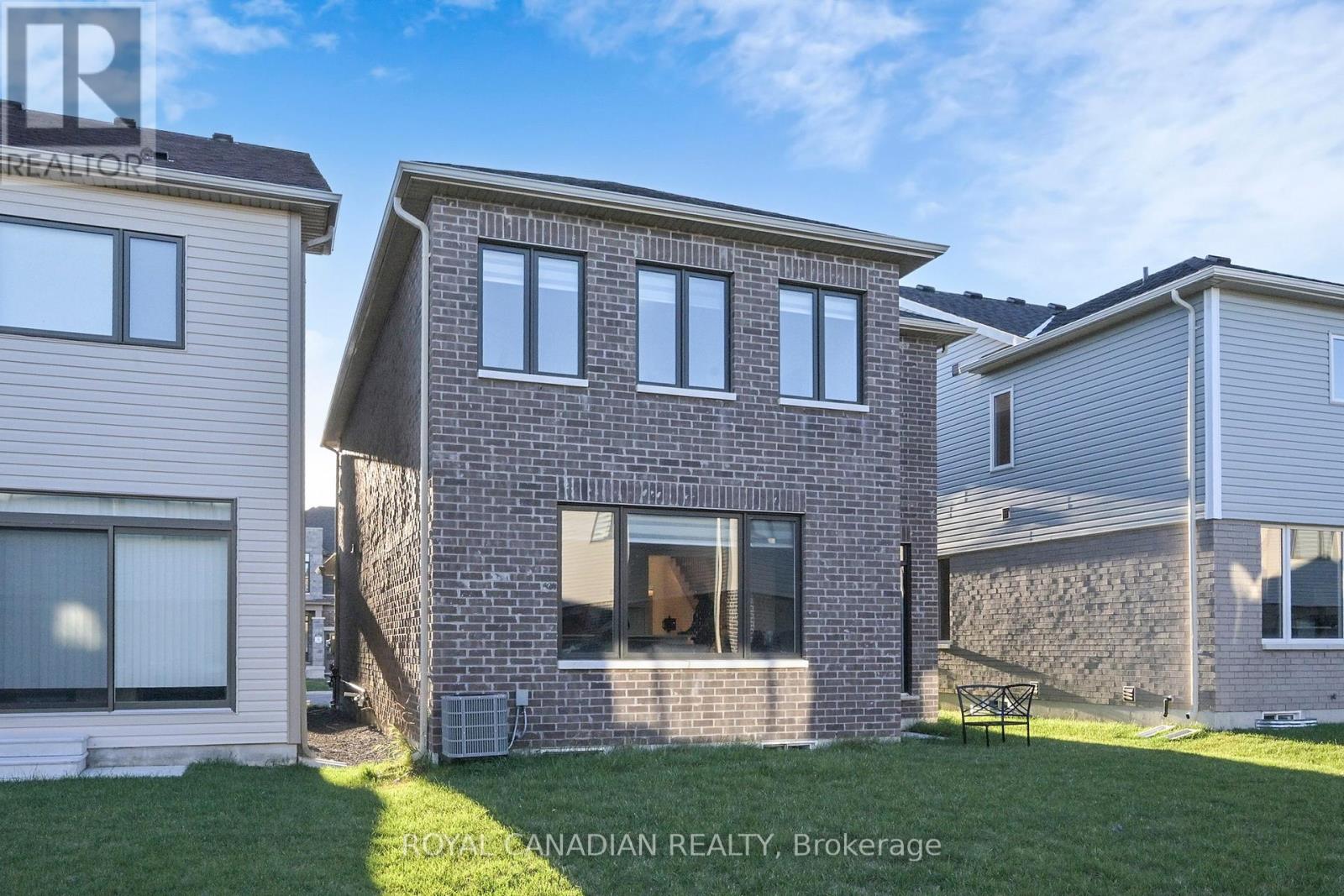 38 Rochester Drive, Barrie, Ontario  L9J 0W1 - Photo 21 - S12539202