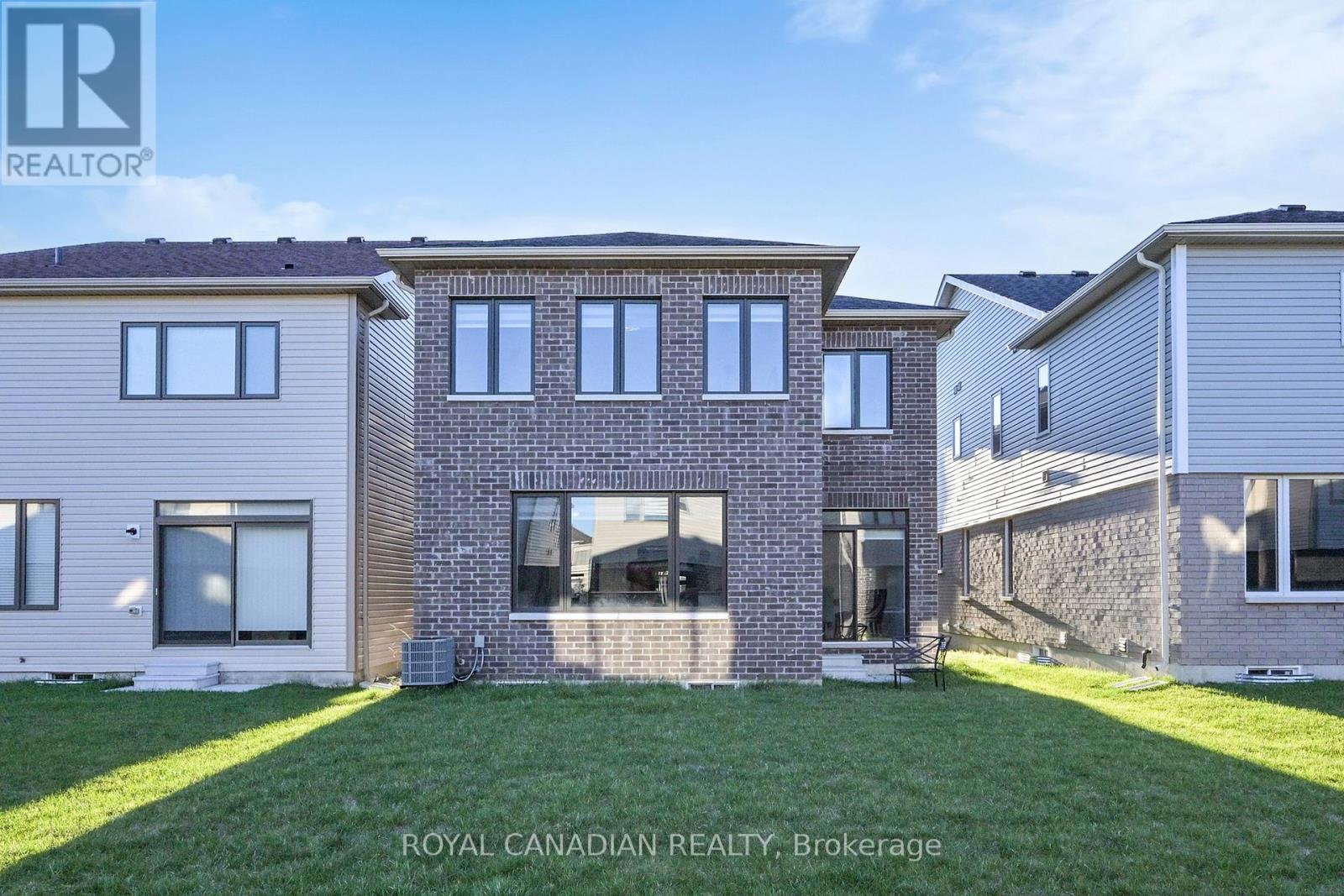 38 Rochester Drive, Barrie, Ontario  L9J 0W1 - Photo 22 - S12539202