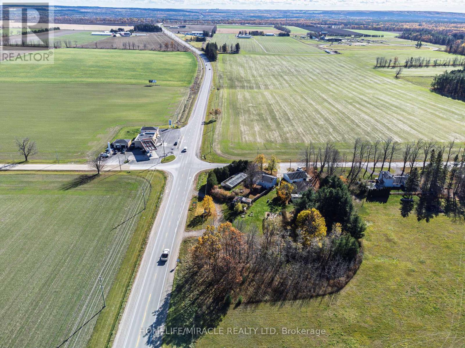 1008 Rainbow Valley Road, Springwater, Ontario  L0L 2K0 - Photo 18 - S12539236