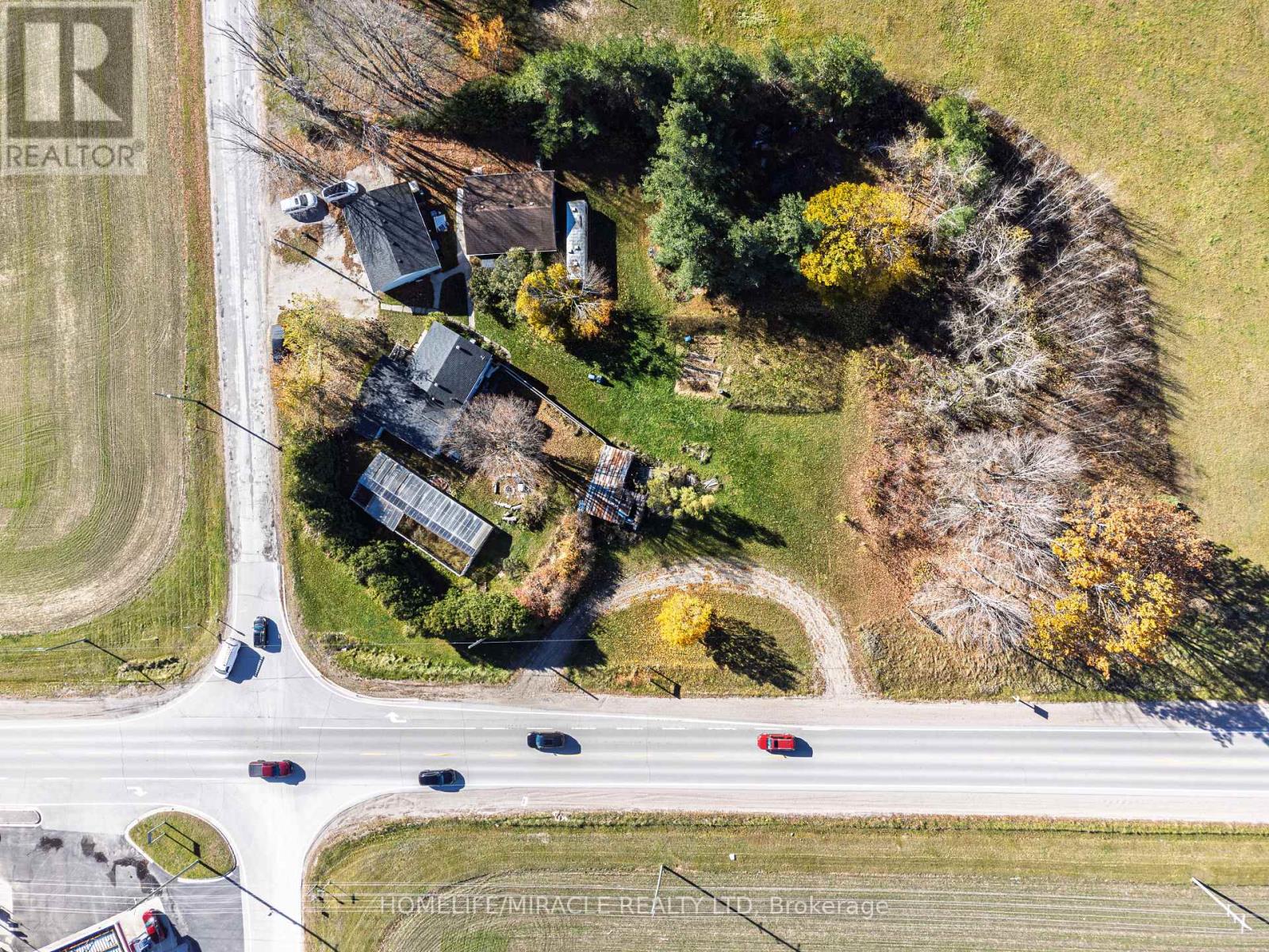 1008 Rainbow Valley Road, Springwater, Ontario  L0L 2K0 - Photo 21 - S12539236