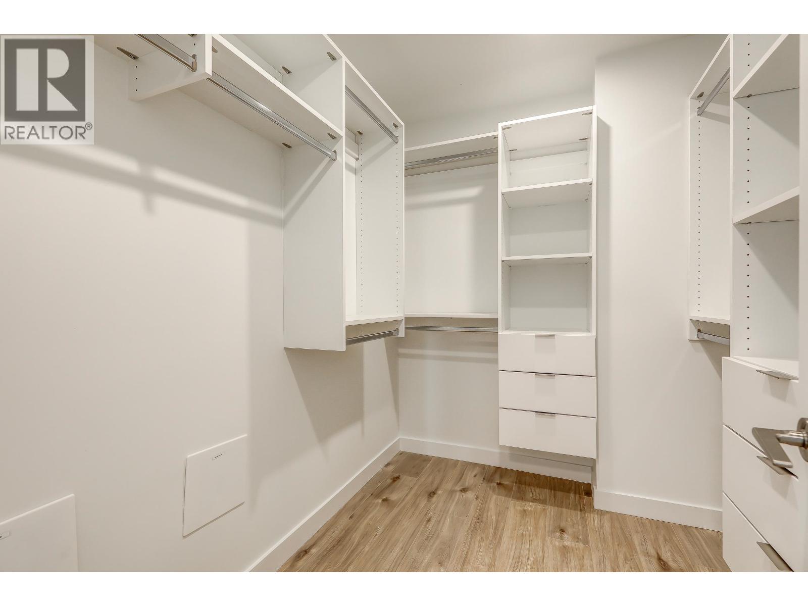 517 3594 Malsum Drive, North Vancouver, British Columbia V7G 0B5 - Photo 19 - R3038035