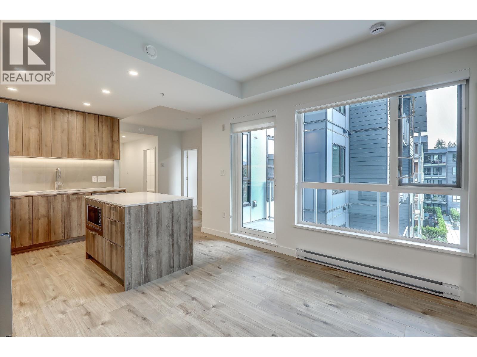 517 3594 Malsum Drive, North Vancouver, British Columbia V7G 0B5 - Photo 5 - R3038035