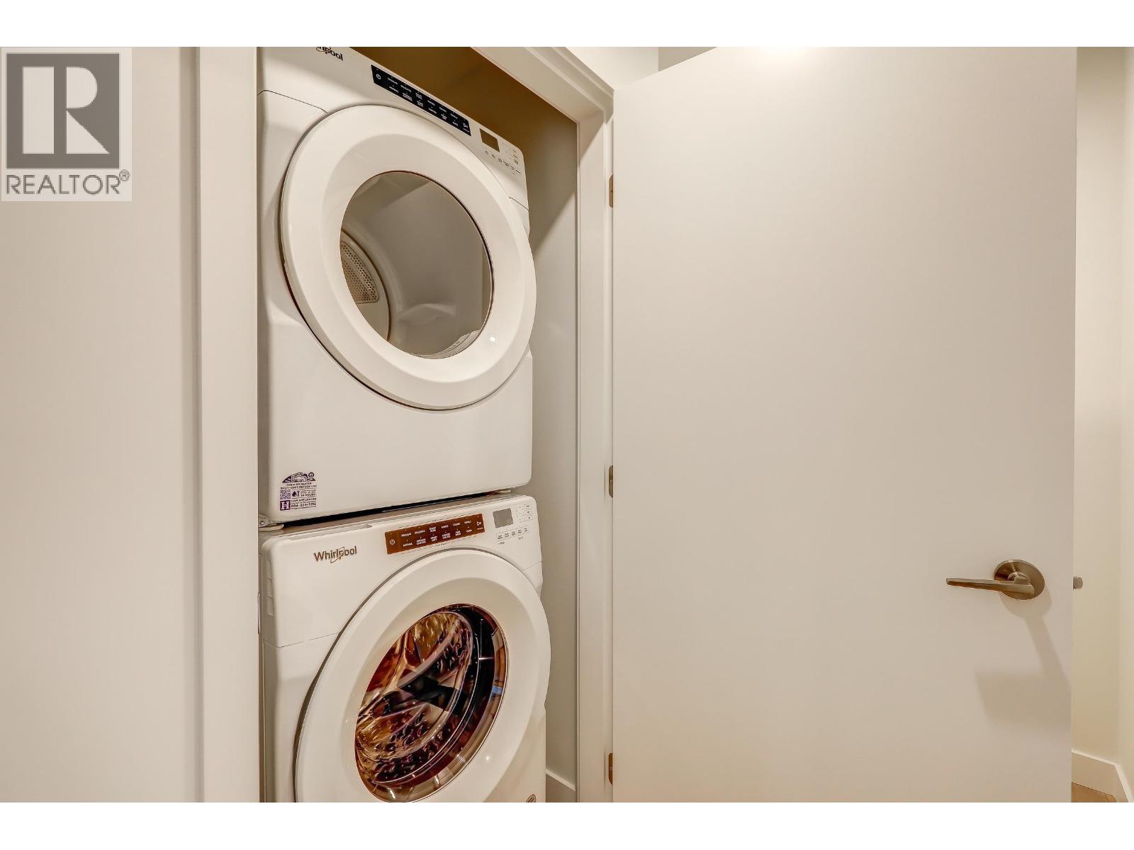 517 3594 Malsum Drive, North Vancouver, British Columbia V7G 0B5 - Photo 20 - R3038035