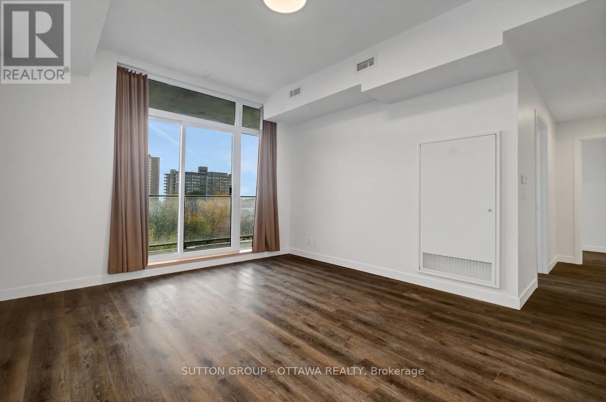 406 - 399 Winston Avenue, Ottawa, Ontario  K2A 1Y8 - Photo 13 - X12539310