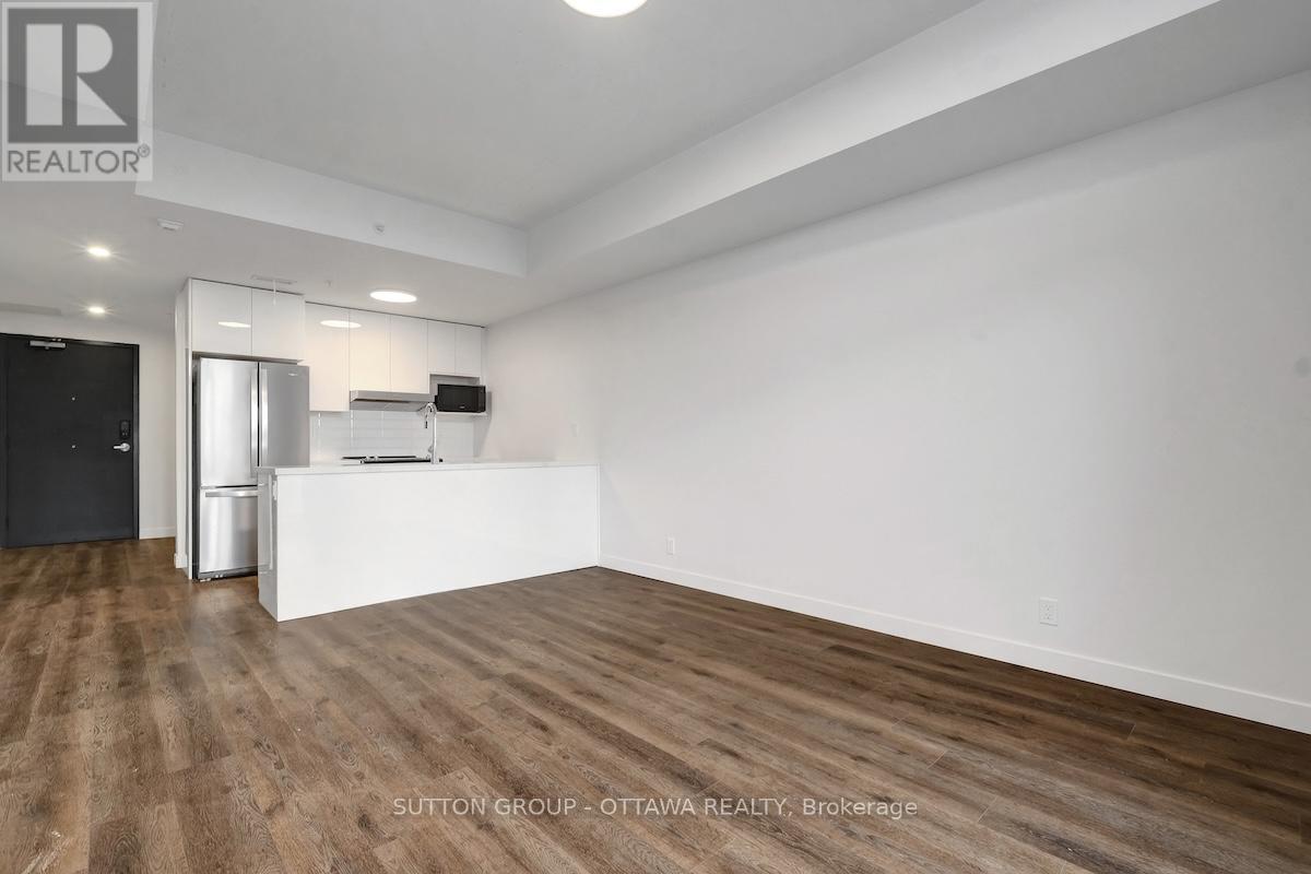 406 - 399 Winston Avenue, Ottawa, Ontario  K2A 1Y8 - Photo 15 - X12539310
