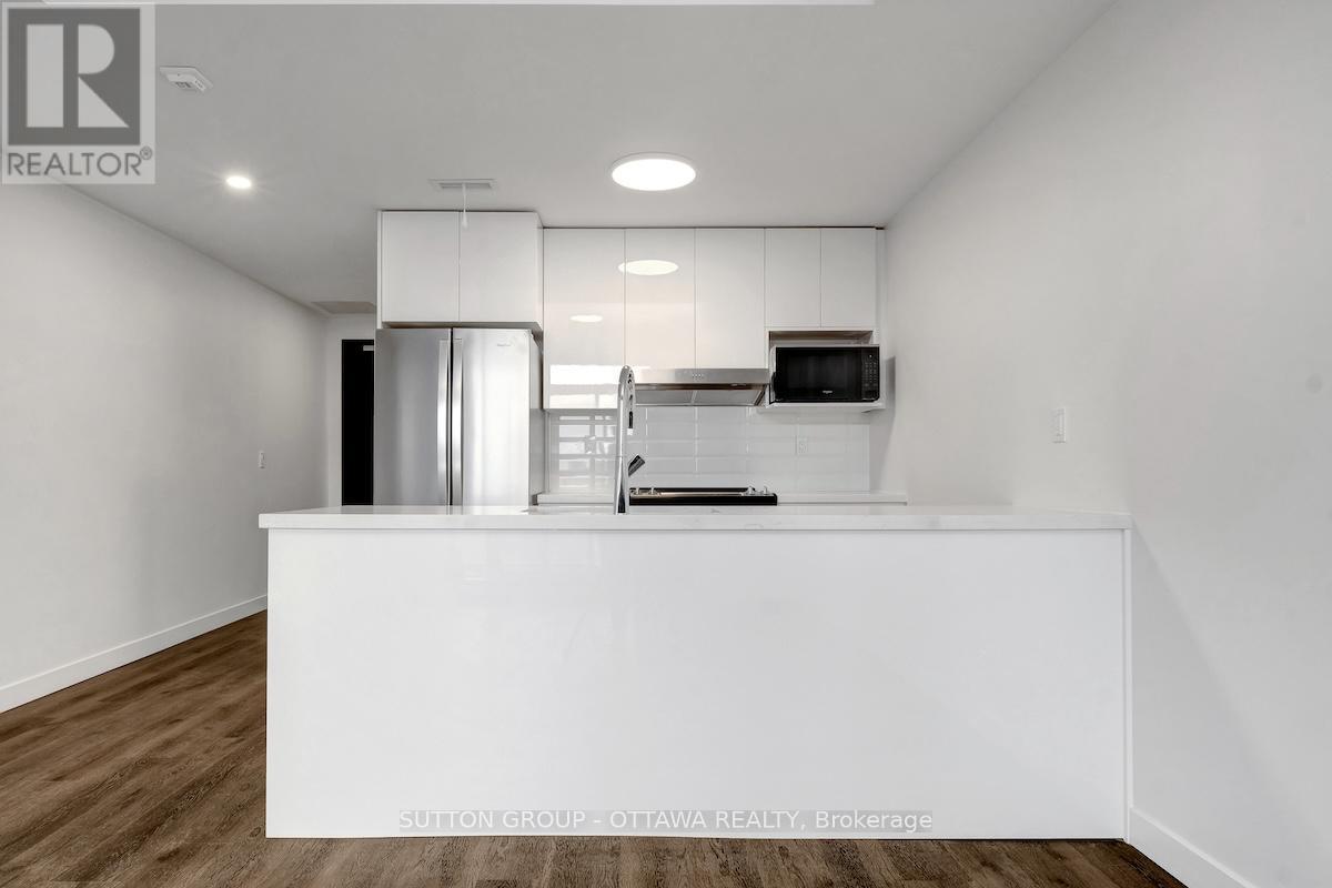 406 - 399 Winston Avenue, Ottawa, Ontario  K2A 1Y8 - Photo 20 - X12539310