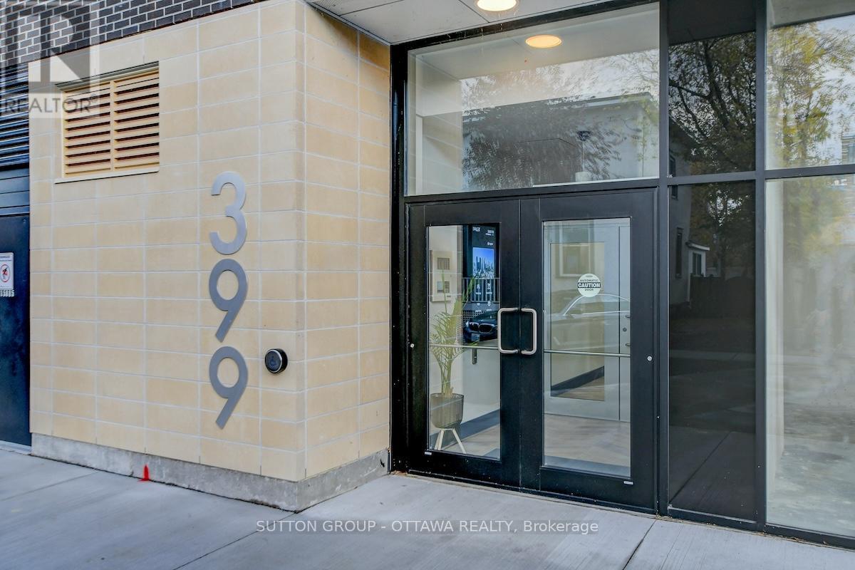 406 - 399 Winston Avenue, Ottawa, Ontario  K2A 1Y8 - Photo 4 - X12539310