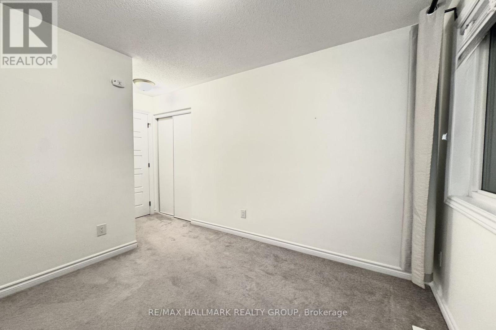 422 Coldwater Crescent, Ottawa, Ontario  K2M 0J2 - Photo 14 - X12539314