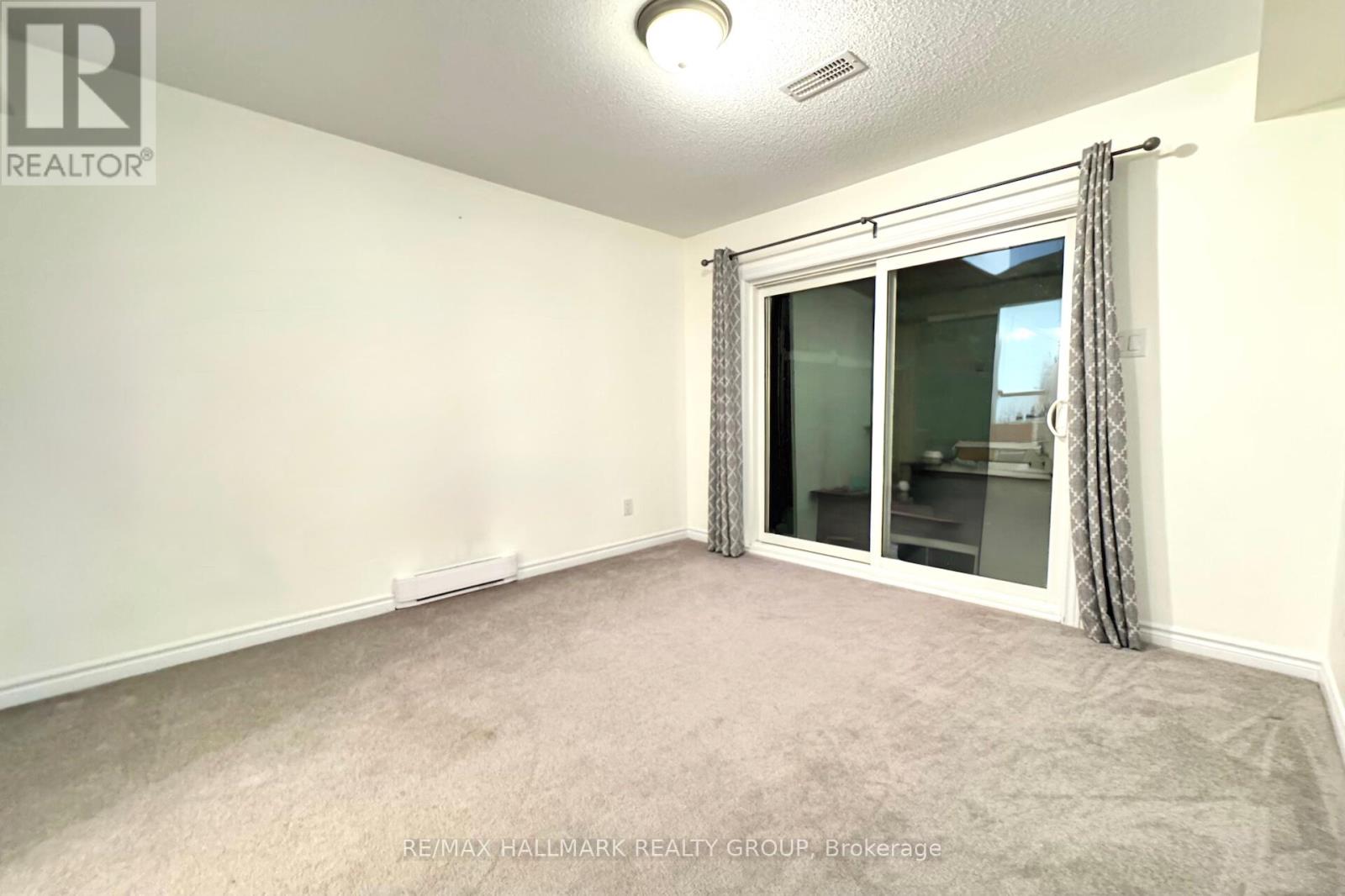 422 Coldwater Crescent, Ottawa, Ontario  K2M 0J2 - Photo 19 - X12539314