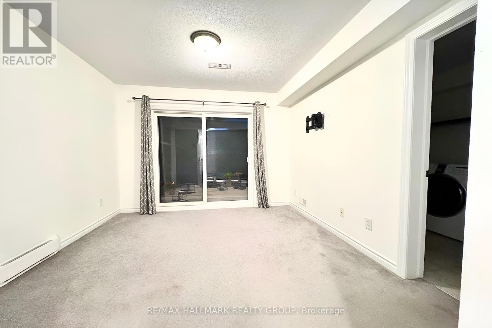 422 Coldwater Crescent, Ottawa, Ontario  K2M 0J2 - Photo 20 - X12539314