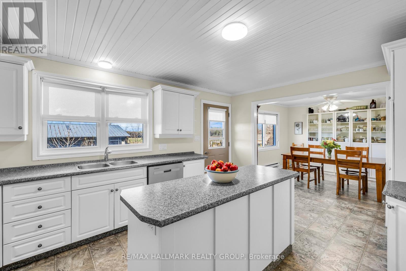 774 Kitley 2 Line, Elizabethtown-Kitley, Ontario  K0G 1G0 - Photo 18 - X12539332