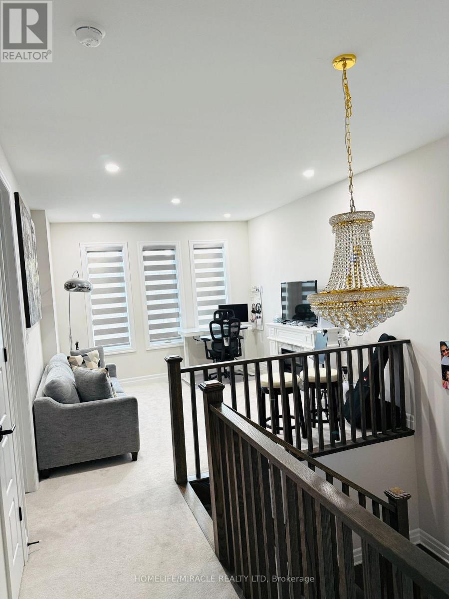 Upper - 1257 Muskoka Heights, Milton, Ontario  L9E 1Z1 - Photo 16 - W12539228