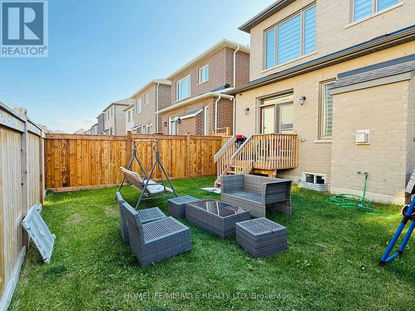 Upper - 1257 Muskoka Heights, Milton, Ontario  L9E 1Z1 - Photo 33 - W12539228