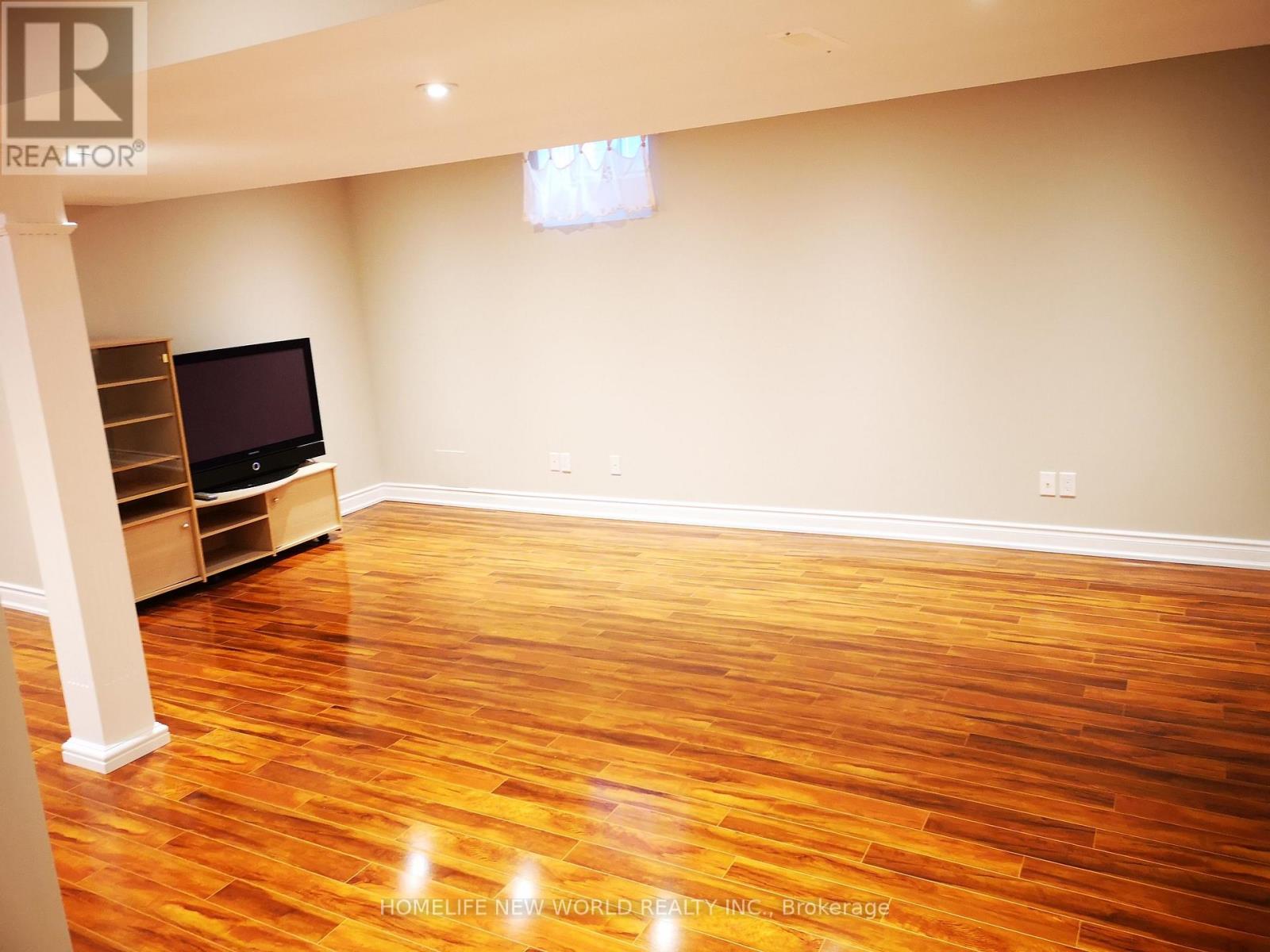 4471 Weeping Willow Drive, Mississauga, Ontario  L5V 1K2 - Photo 18 - W12539266