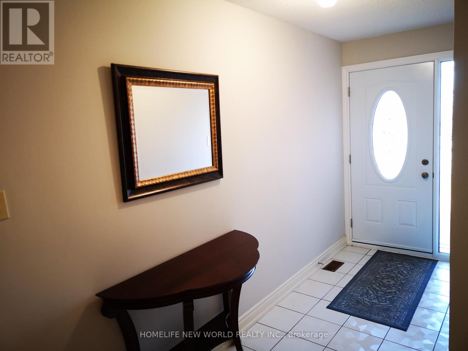 4471 Weeping Willow Drive, Mississauga, Ontario  L5V 1K2 - Photo 2 - W12539266