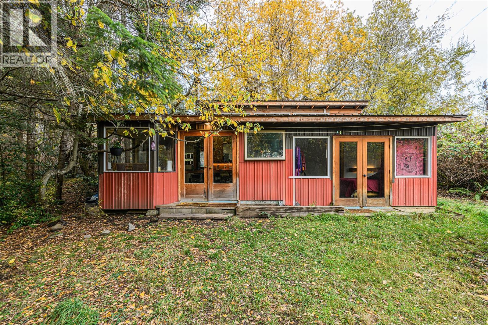 210 Epron Rd, Salt Spring, British Columbia  V8K 1C7 - Photo 37 - 1020071