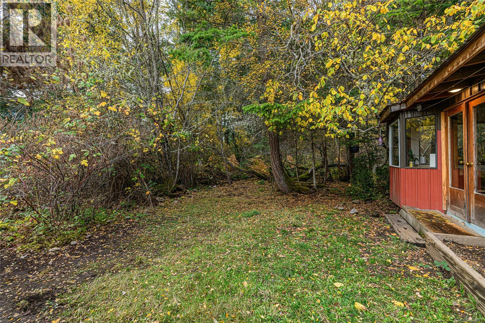 210 Epron Rd, Salt Spring, British Columbia  V8K 1C7 - Photo 39 - 1020071