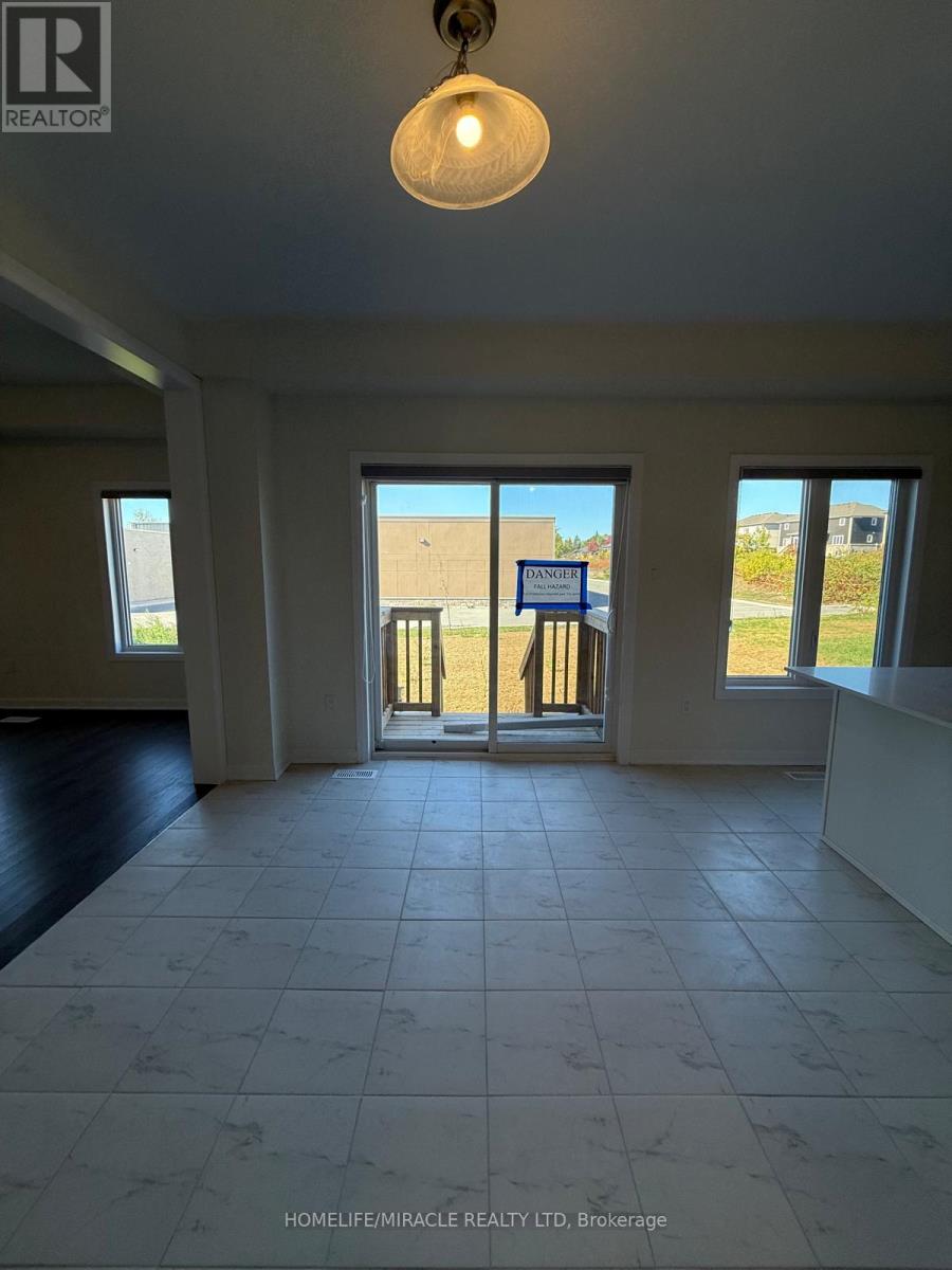 80 Golf Links Drive, Loyalist, Ontario  K0H 1G0 - Photo 12 - X12539222