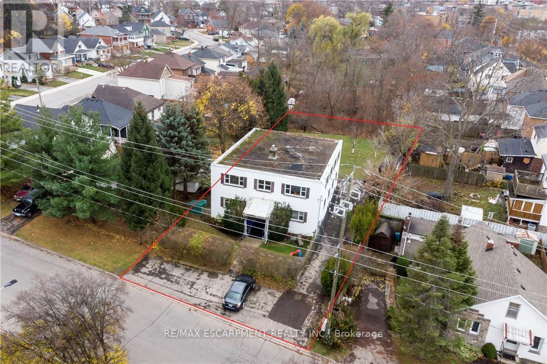 13 MCMASTER AVENUE, Welland, Ontario