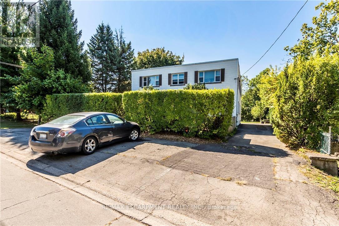 13 Mcmaster Avenue, Welland, Ontario  L3B 3S6 - Photo 5 - X12539272